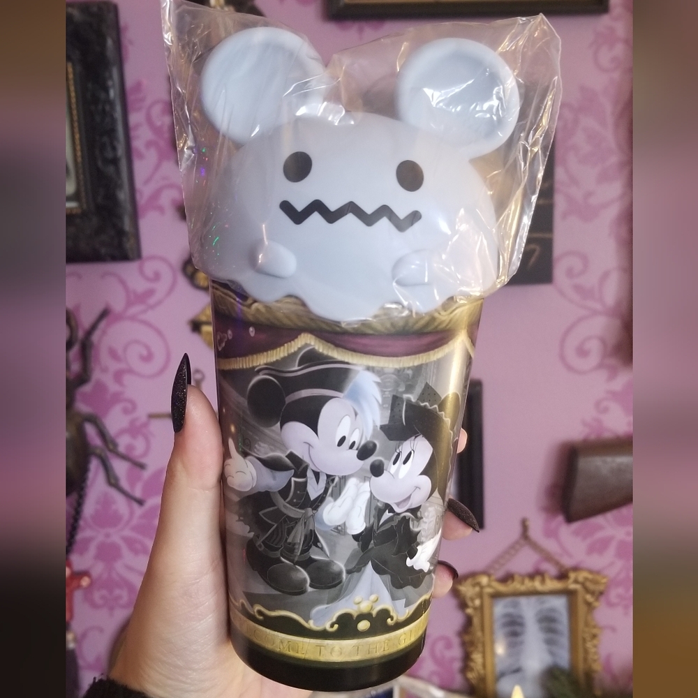 Disney Japan tumbler with lid